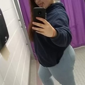 Meet your Posher, Rahyna